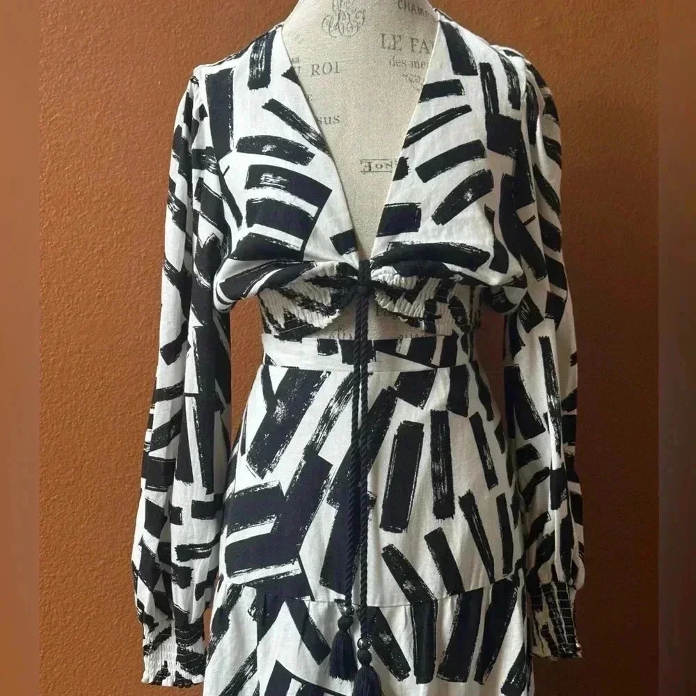 NWT House of Harlow 1960 Black/White Geometric Print Skirt & Top Set Size Large - Picture 5 of 10